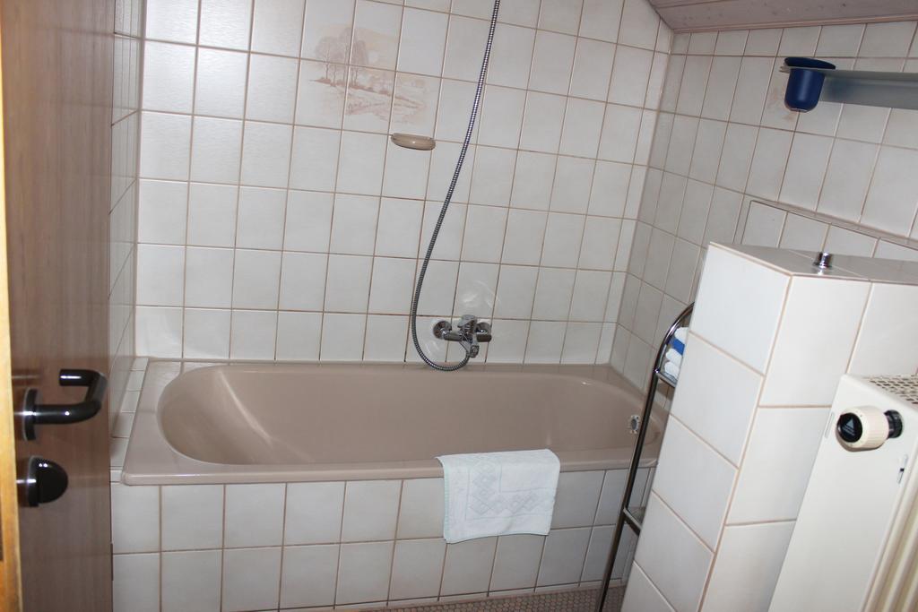 Bodenseegaestehaus Uhldingen-Muehlhofen Bilik gambar