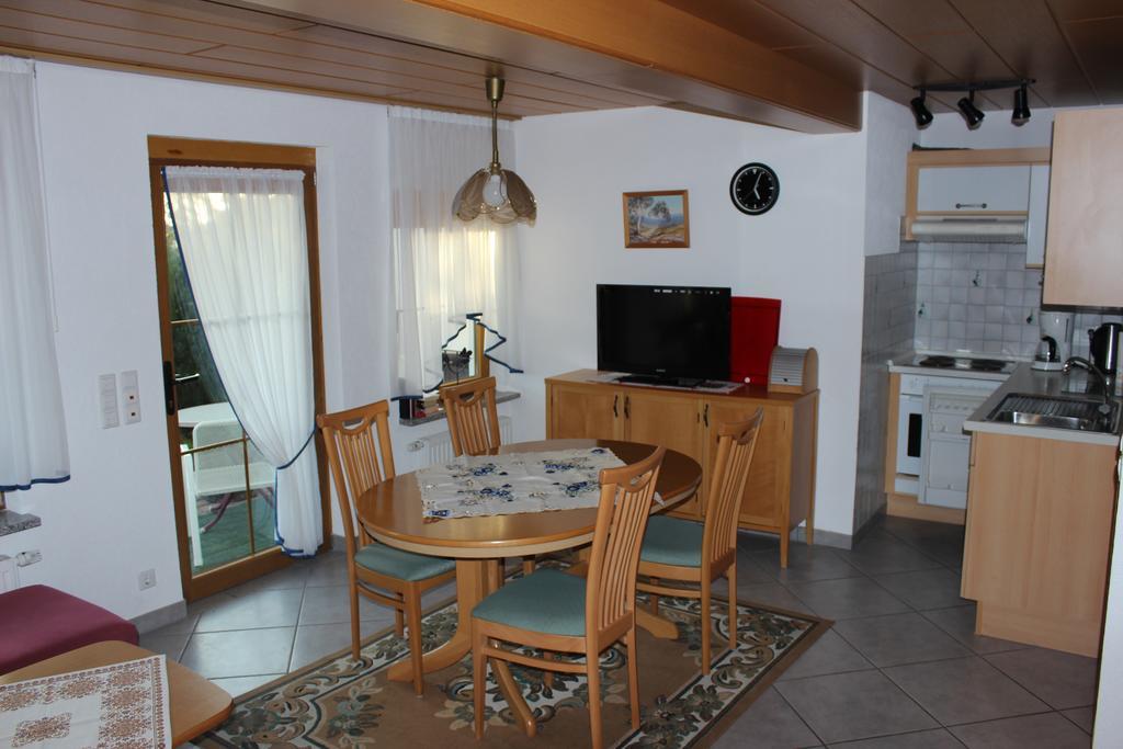 Bodenseegaestehaus Uhldingen-Muehlhofen Bilik gambar