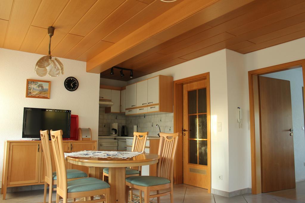 Bodenseegaestehaus Uhldingen-Muehlhofen Bilik gambar